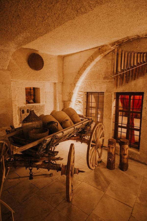 Cappadocia Eagle Cave Inn Невшехір Екстер'єр фото