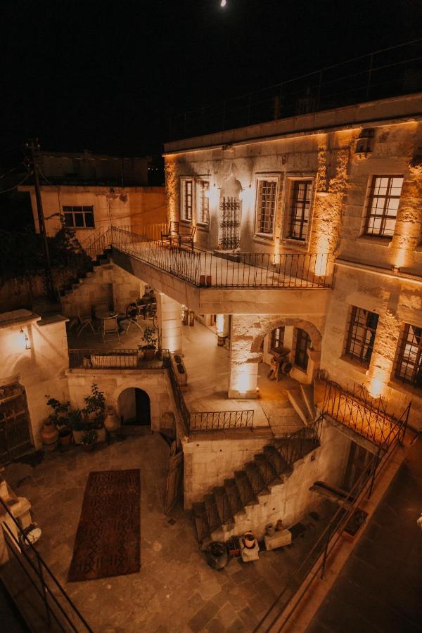 Cappadocia Eagle Cave Inn Невшехір Екстер'єр фото